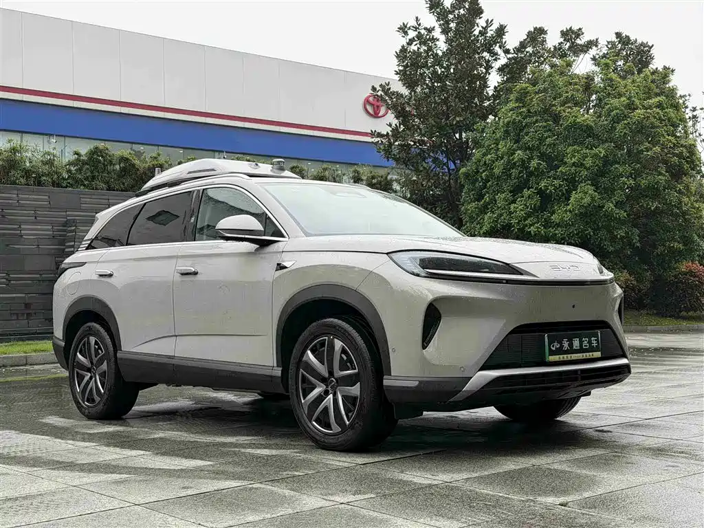 BYD Hai Shi 07 DM-i 2025 150 Pilot+ Edition фото 3