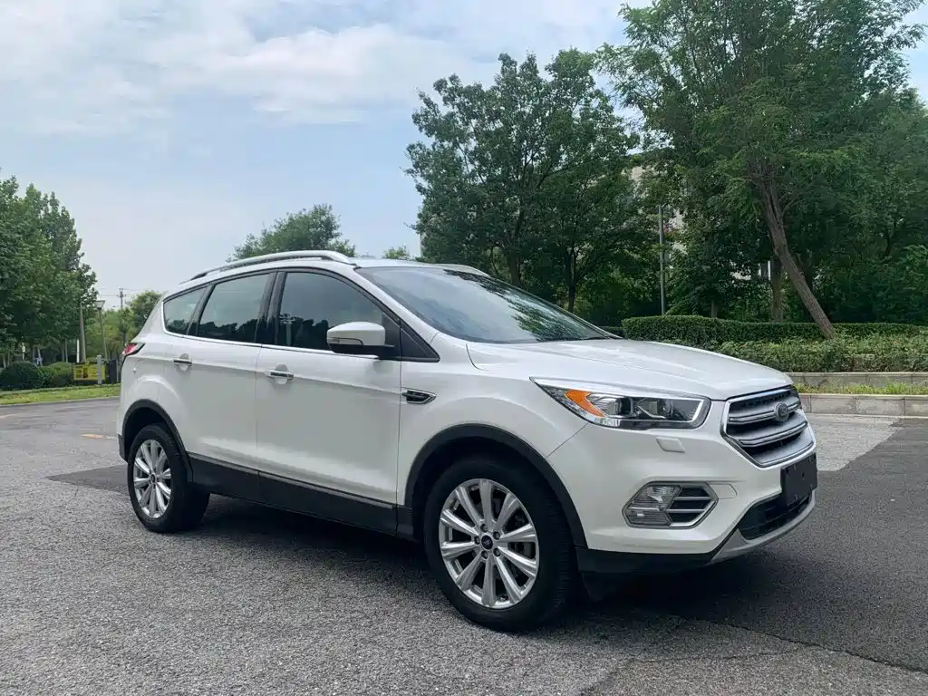 Photo 3 - Ford Kuga