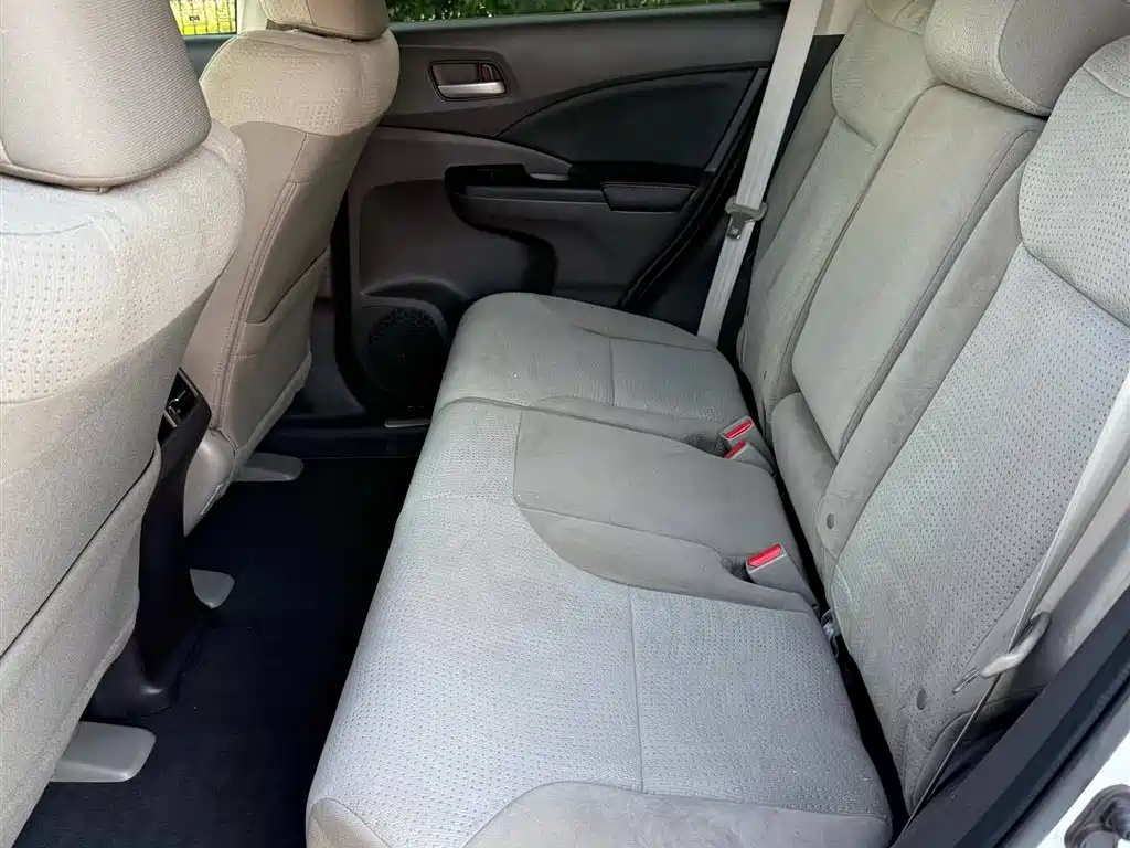 Фото 10 - Honda CR-V
