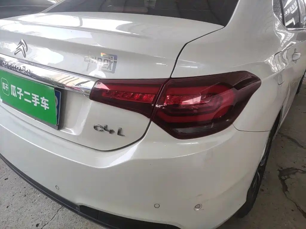 Фото 8 - Citroën C4L