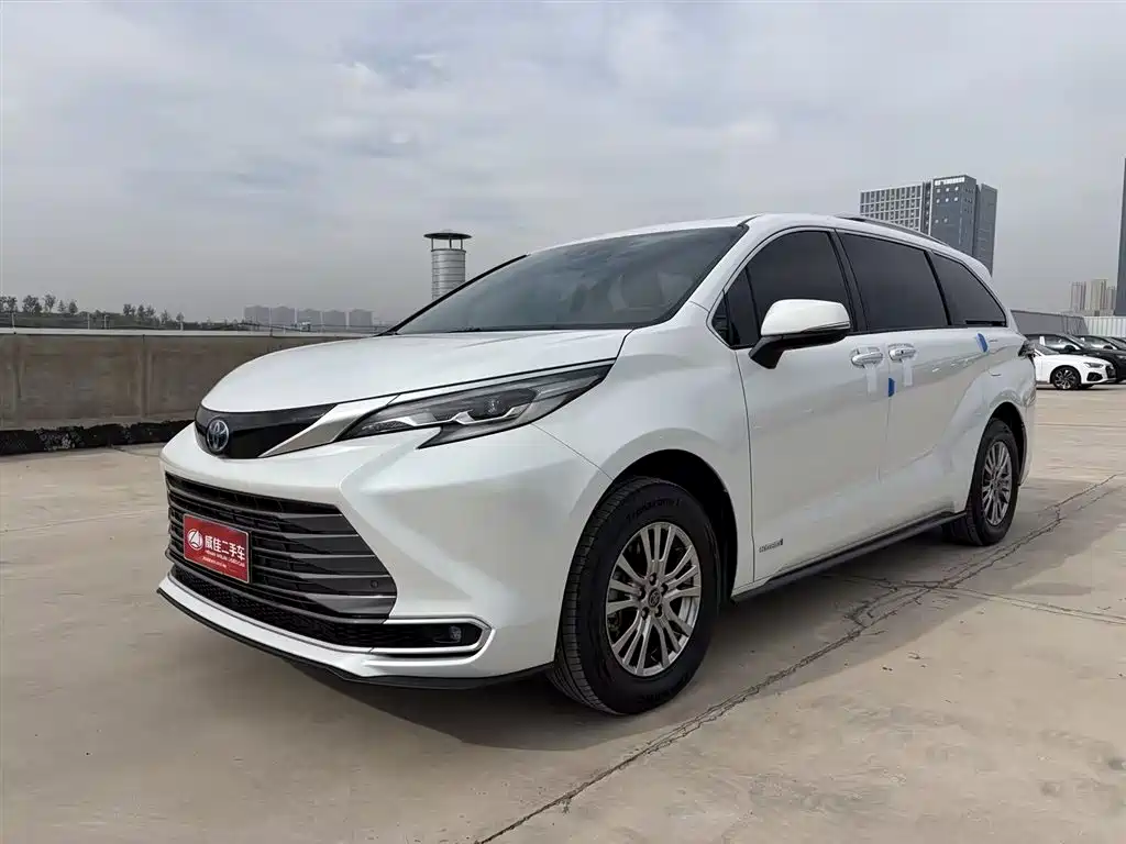 Toyota Sienna 2021 2.5L Hybrid Premium Edition