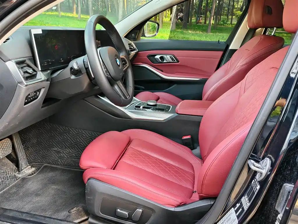 BMW 3 Series 2023 325Li M Sport Black Night Package фото 4