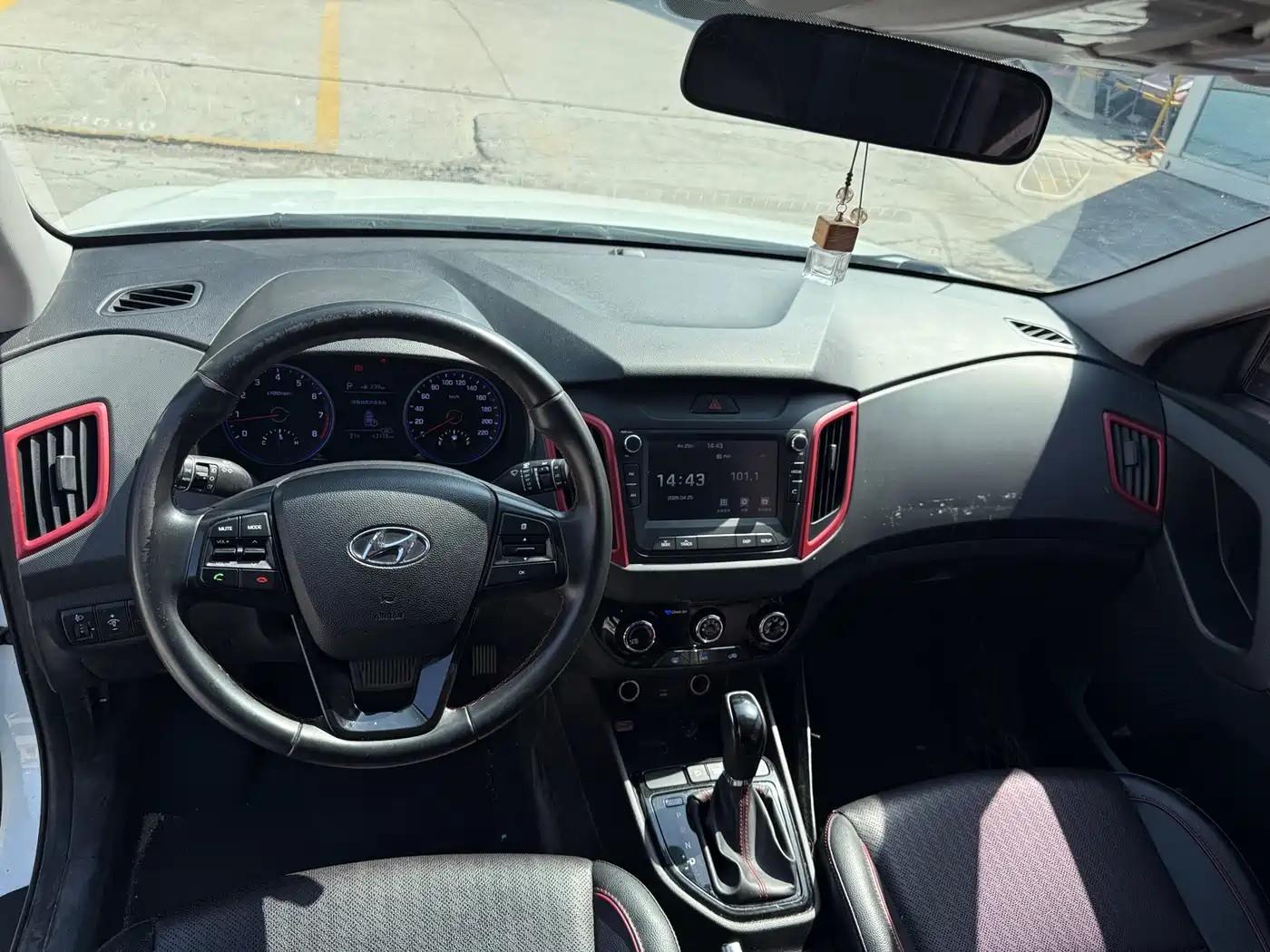 Hyundai Beijing Hyundai ix25 2017 1.4T Automatic Smart Edition фото 10