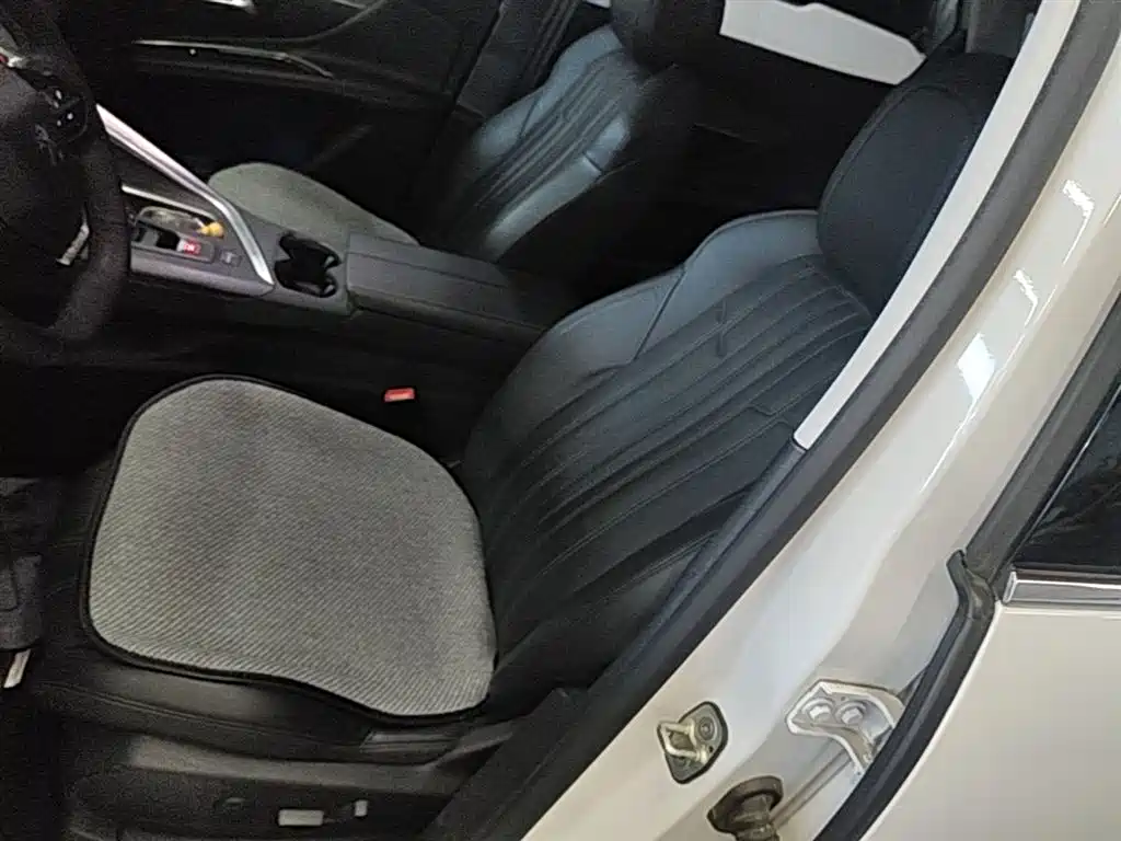 Peugeot 4008 2017 350THP Luxury Edition фото 15