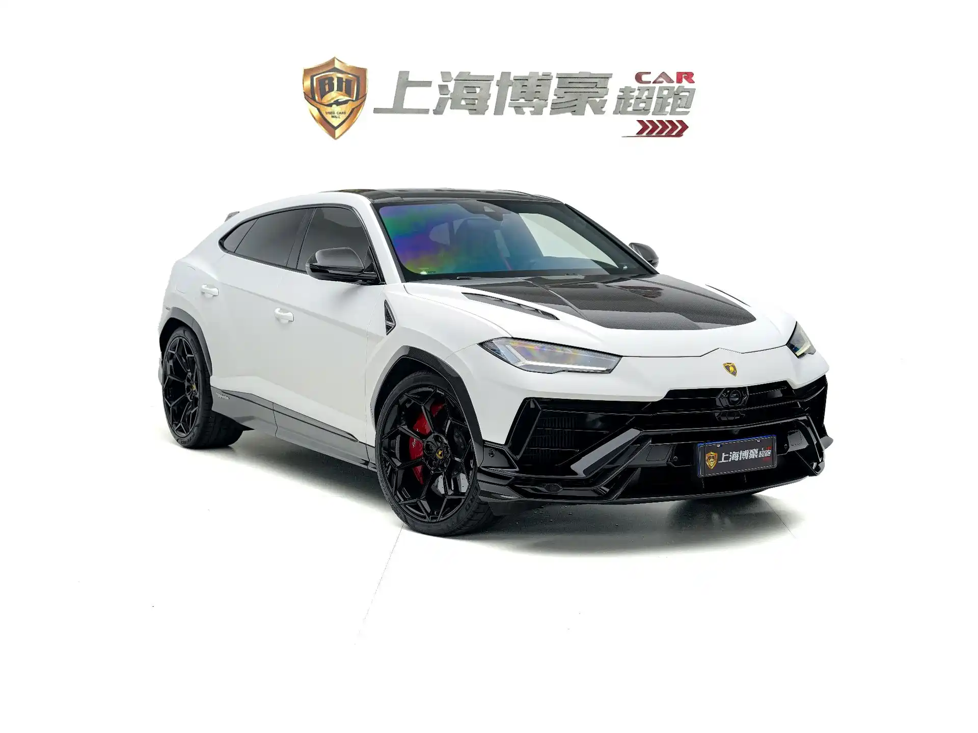Фото 2 - Lamborghini Urus