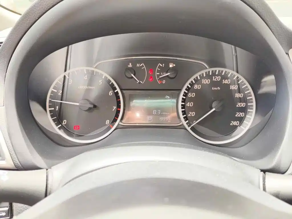 Фото 4 - Nissan Sylphy
