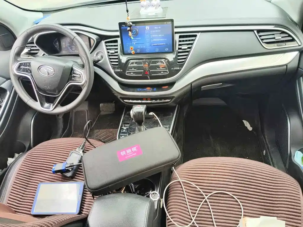 Soueast DX7 2019 2018 Prime 1.5T Auto Smart Connect Star Edition China V