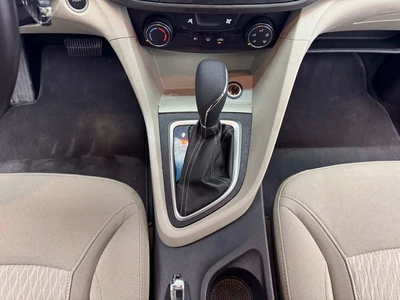 Buick Excelle 2015 15N Automatic Elite фото 21