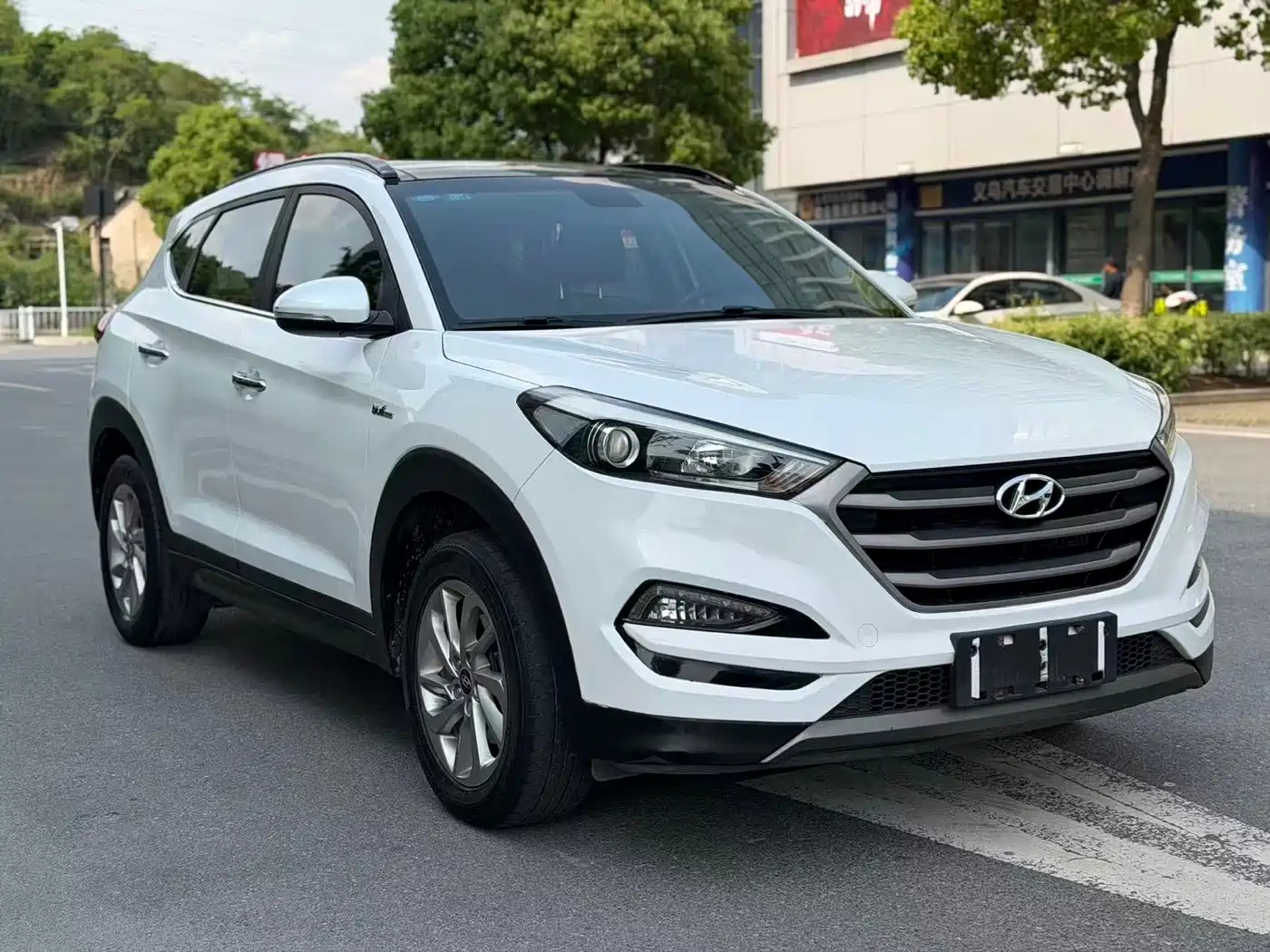 Hyundai Tucson 2015 1.6T Dual Clutch 2WD Smart фото 3