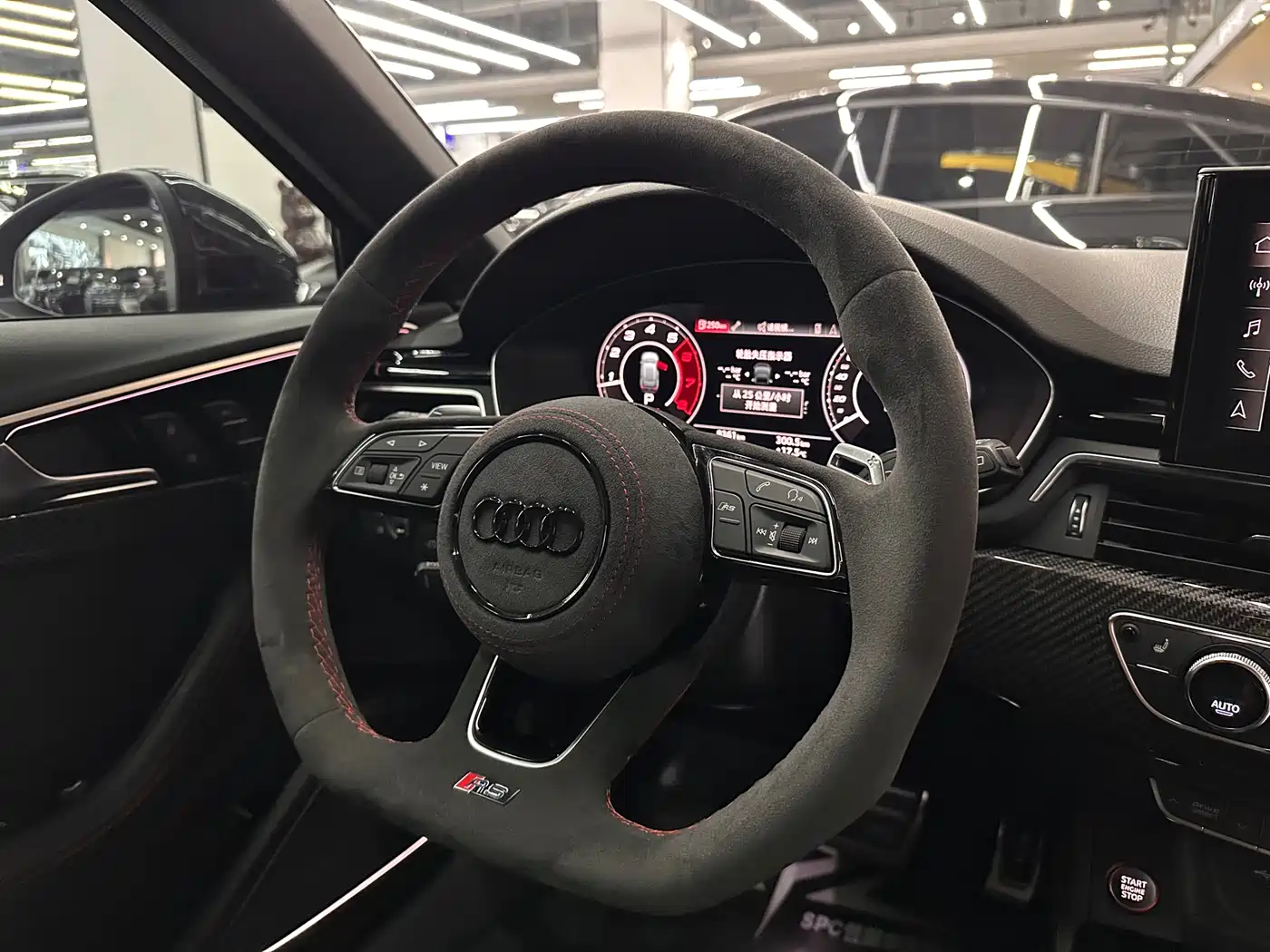 Audi RS 4 2023 Model RS4 Avant Obsidian Edition фото 13