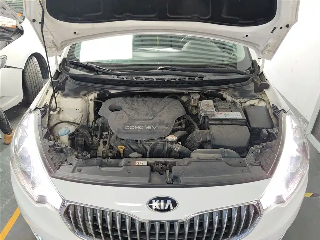 Kia K3 2015 1.6L Automatic GLS фото 14