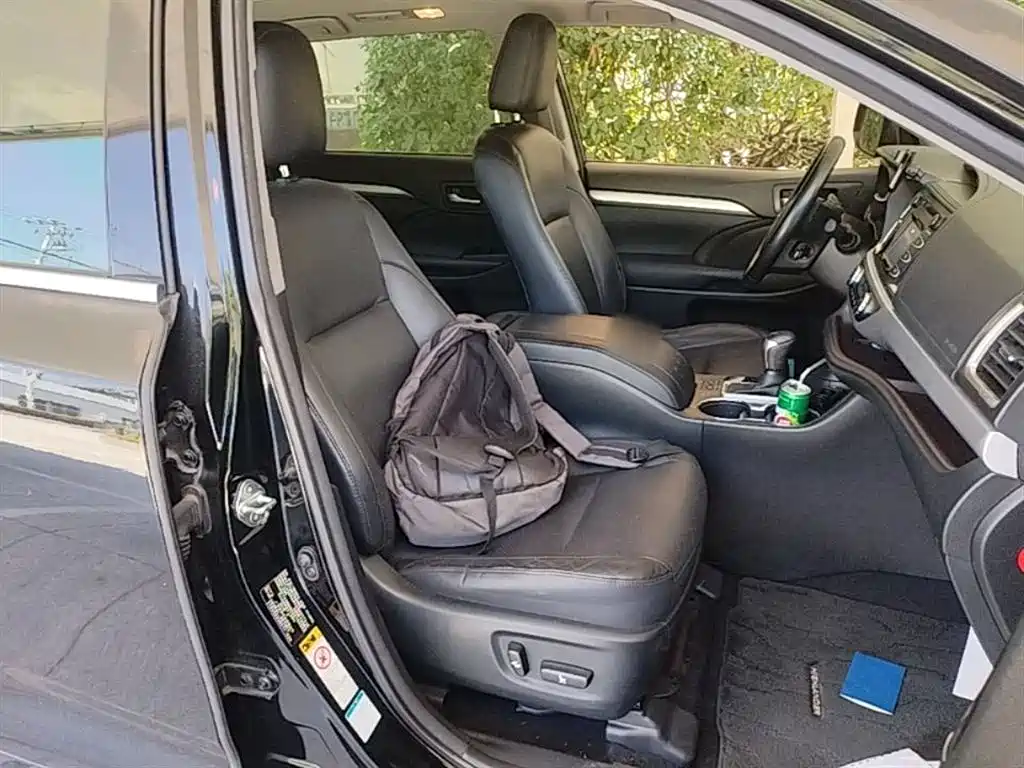 Toyota Highlander 2015 2.0T AWD Luxury Edition 7-seater фото 25