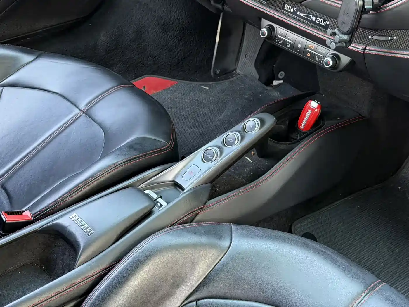 Ferrari F8 2021 2019 Tributo 3.9T V8