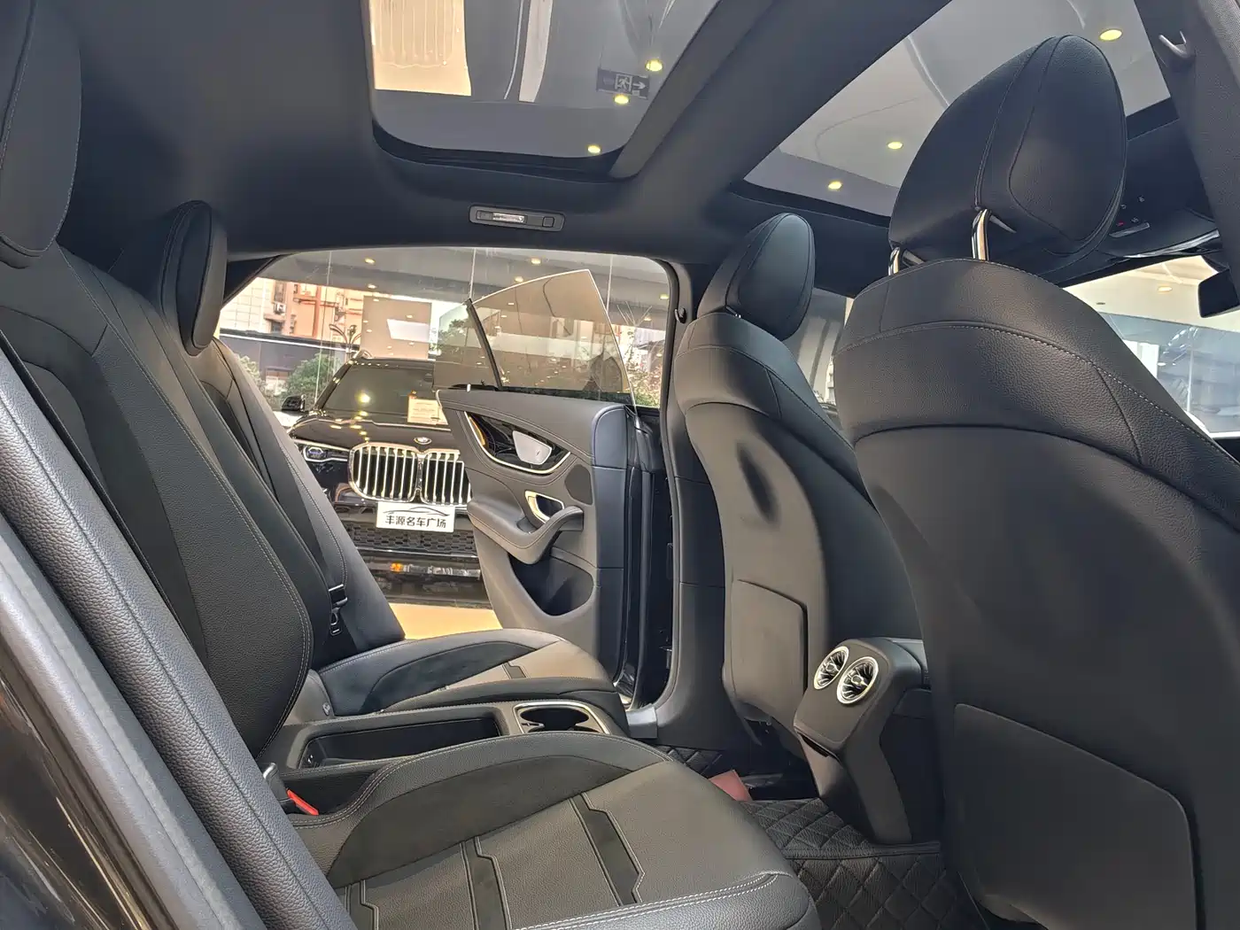 Mercedes-Benz AMG GT 2020 AMG GT 50 4-Door Coupe фото 9
