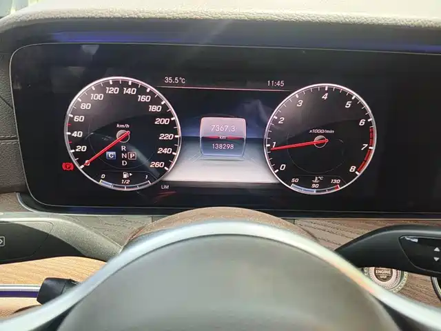 Mercedes-Benz E-Class 2020 Facelift E 300 L Fashion — фото 4