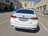 Photo 18 - Buick Verano