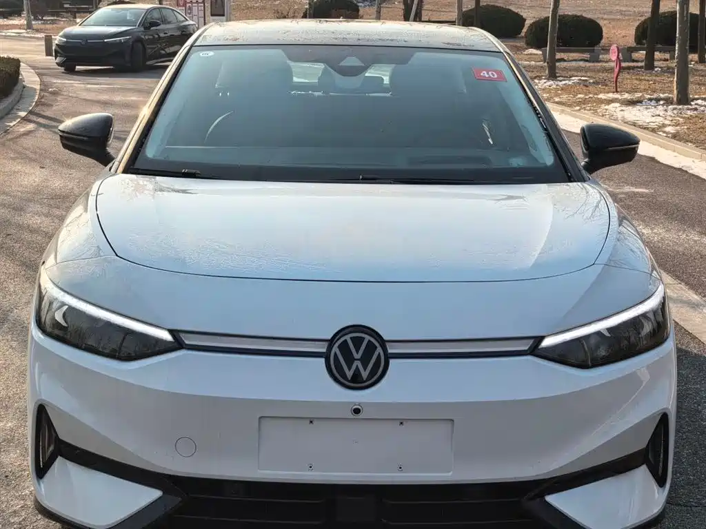 VOLKSWAGEN ID.7 VIZZION