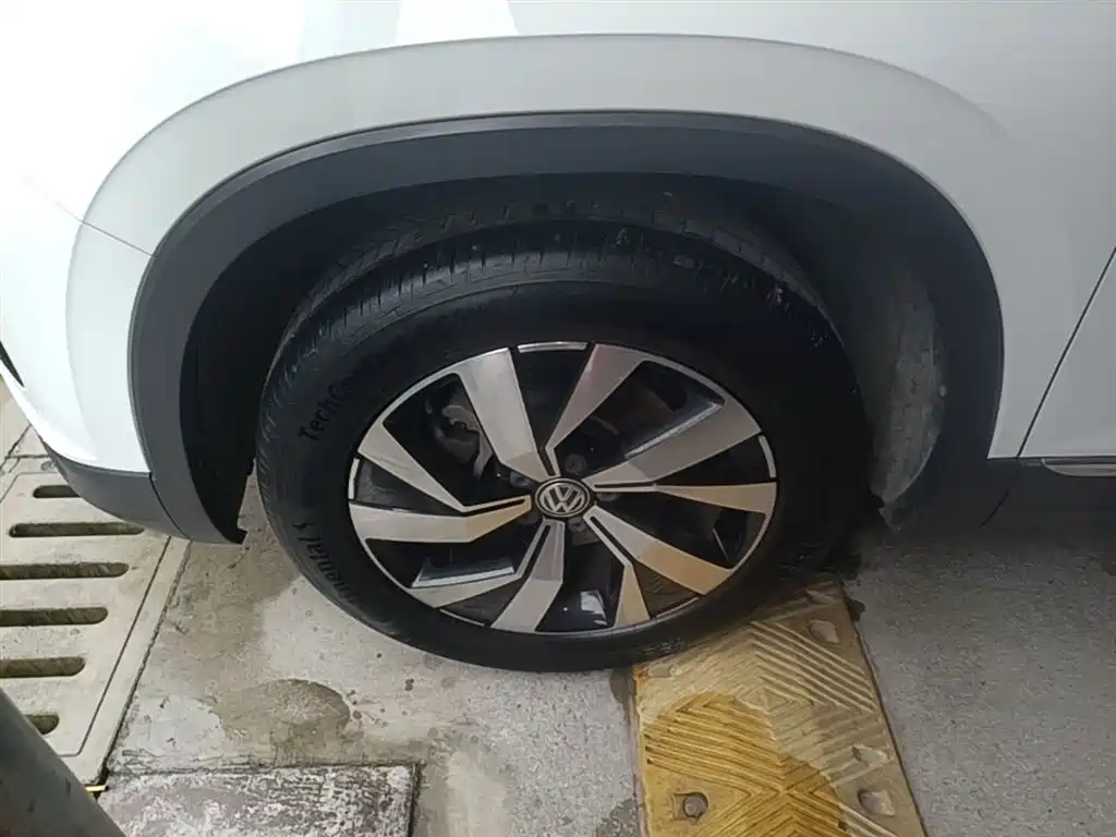 Volkswagen Tayron 2019 330TSI 4WD Luxury China V фото 23
