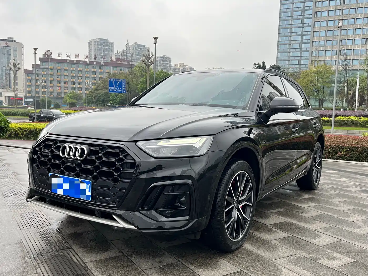 AUDI Q5L