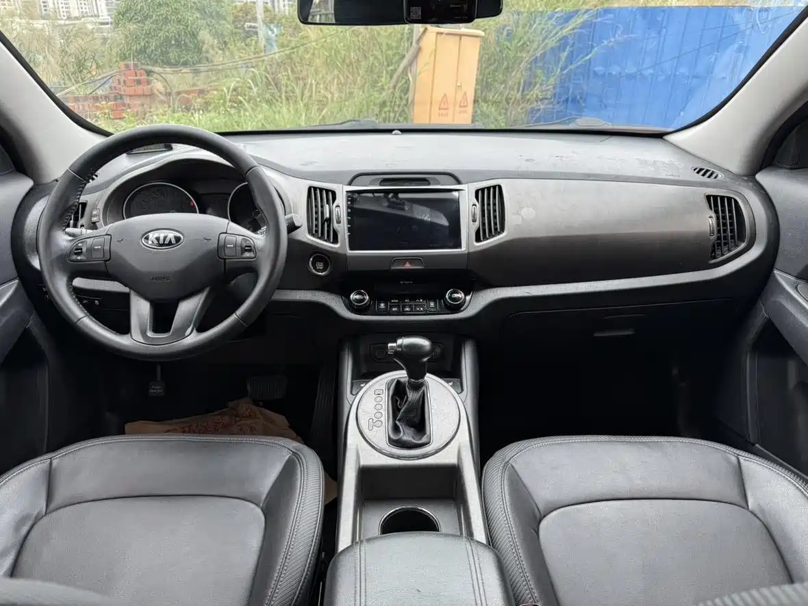 Kia Sportage 2016 2.0L Automatic 2WD GLS фото 12
