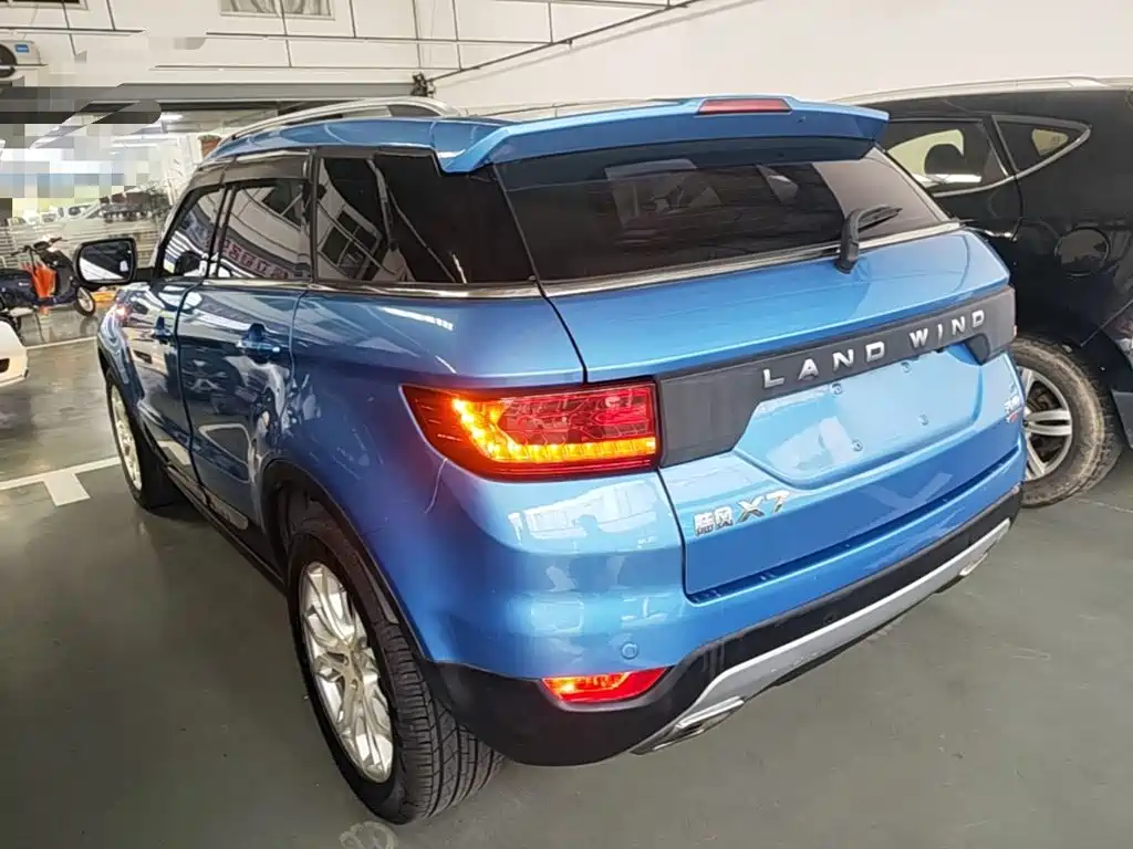 Landwind X7 2015 2015 2.0T Panorama Premium