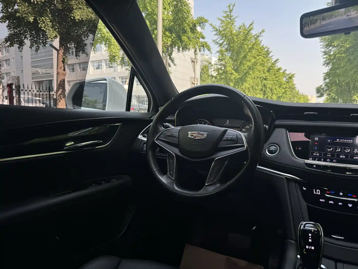 CADILLAC XT5