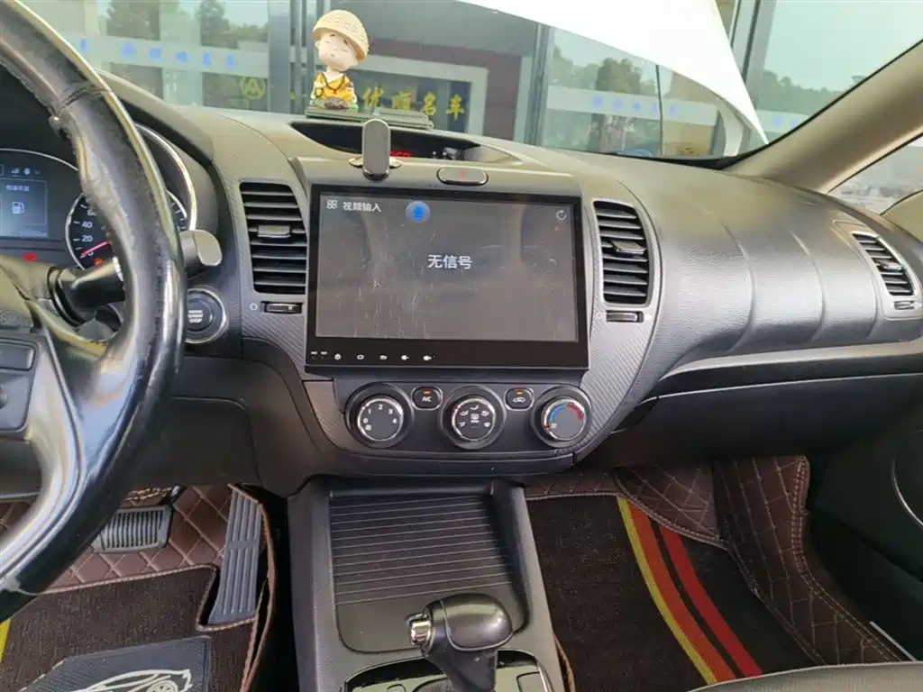 Kia K3 2016 1.6L Automatic GLS фото 13