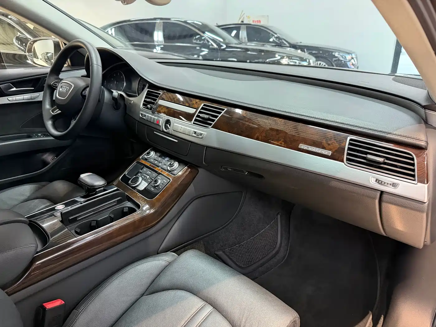 Audi A8 2016 A8L 45 TFSI quattro Comfort фото 23