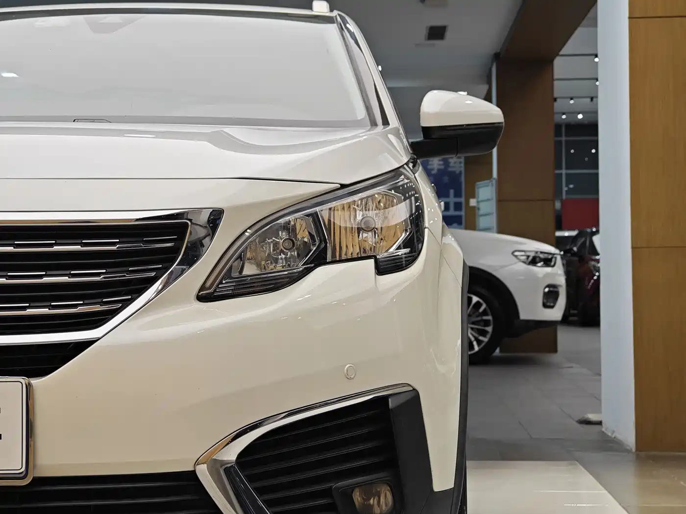 Peugeot 5008 2017 380THP 7-seat Elite Edition фото 2