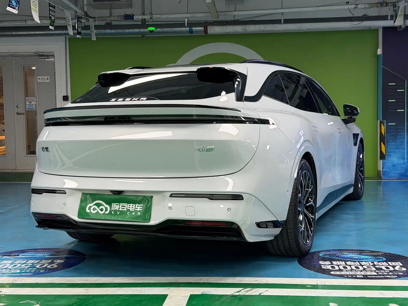 Zeekr 007GT 2025 AWD Smart Drive 75kWh фото 22