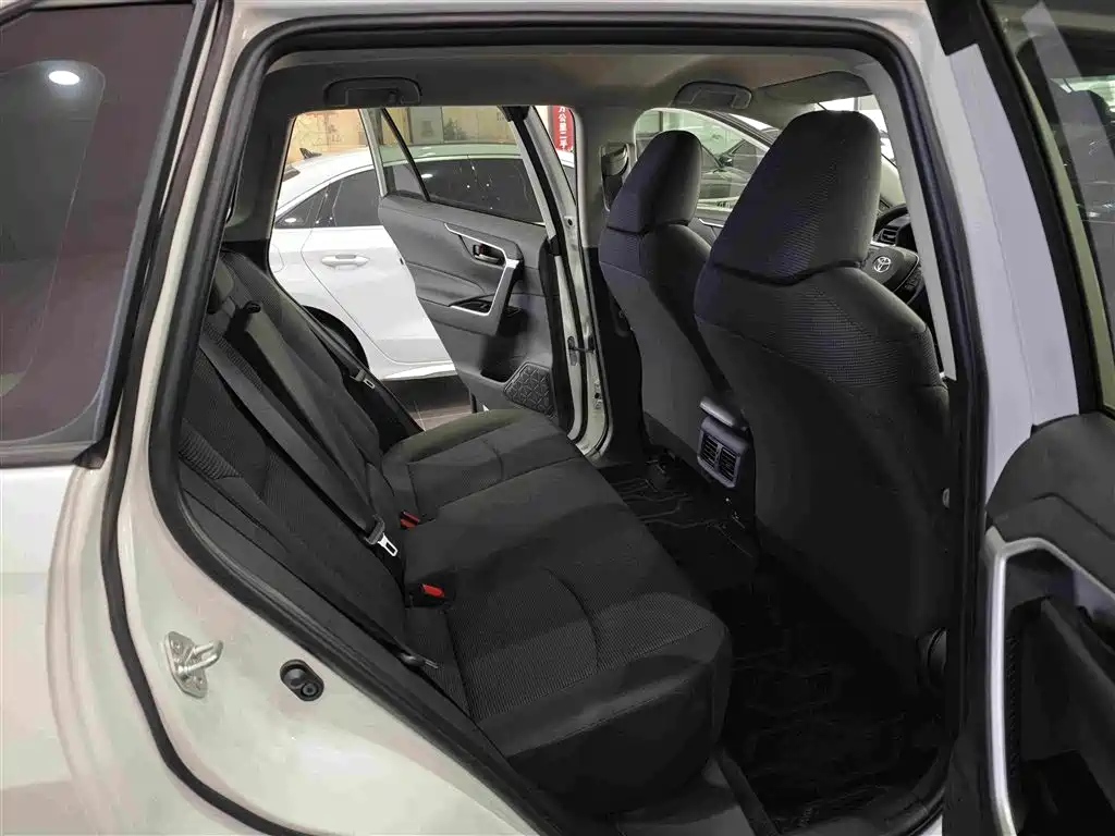 Toyota RAV4 Rongfang 2025 2024 2.0L CVT FWD Urban Edition