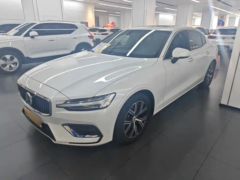 Volvo S60 2024 2024 B4 Elegance Luxury Edition