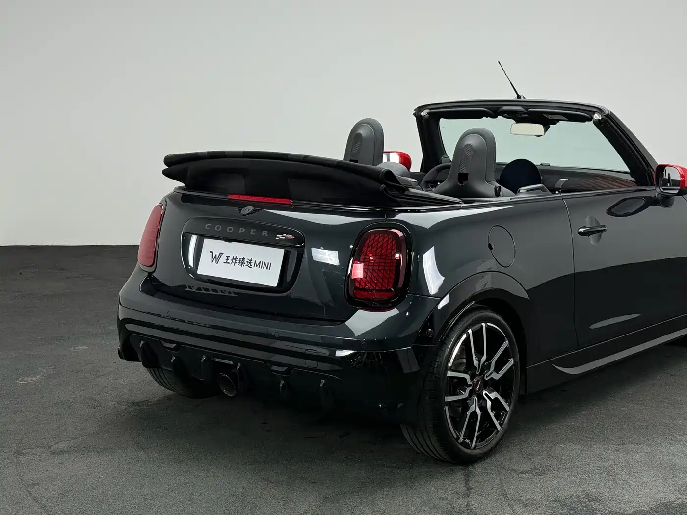 MINI JCW 2026 2025 JOHN COOPER WORKS CABRIO