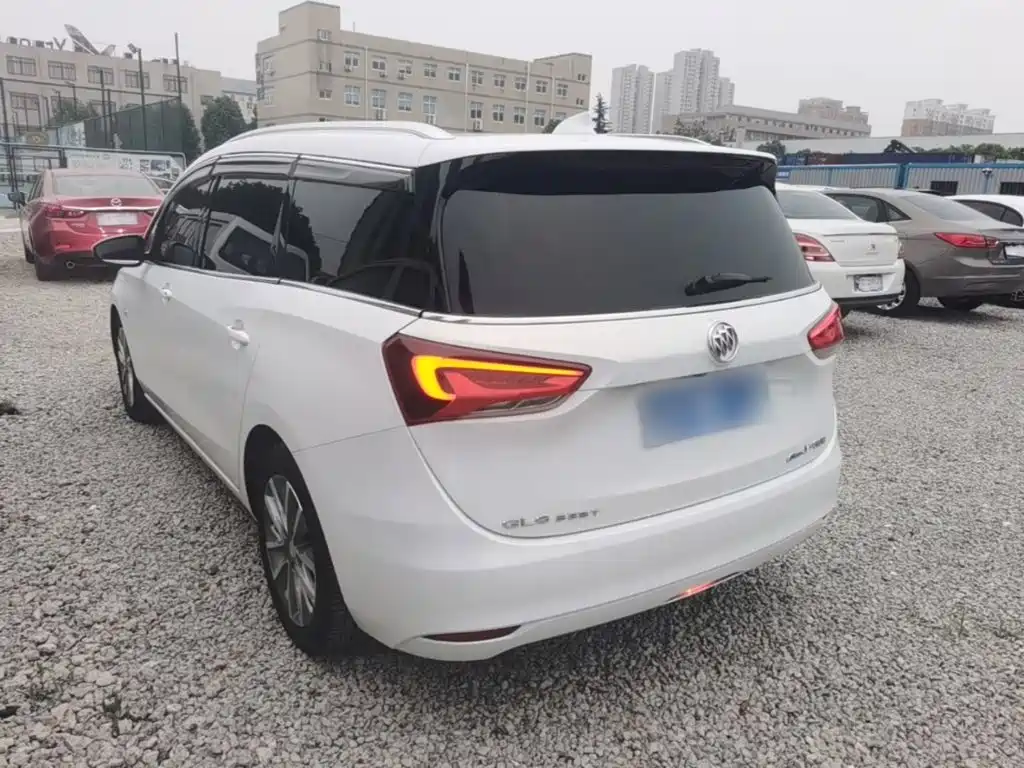 Buick GL6 2022 2021 323T Mild Hybrid Connected Luxury