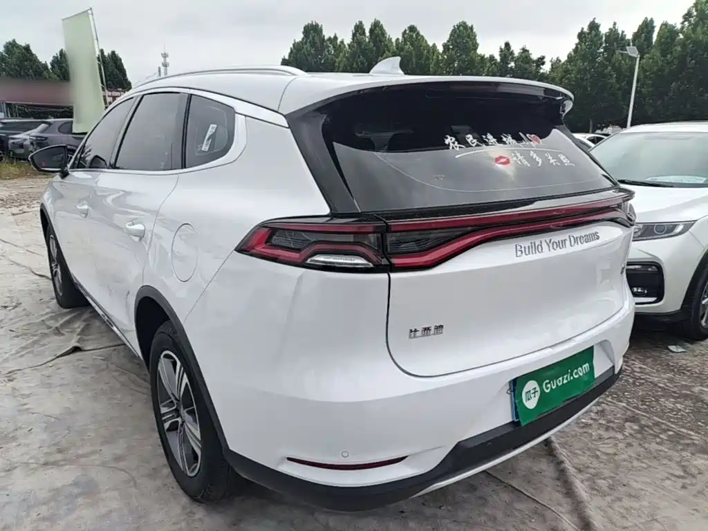 Фото 5 - BYD Tang