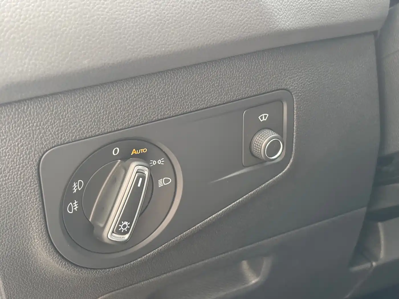 Volkswagen Tiguan 2019 2019 330TSI 4WD Smart Edition