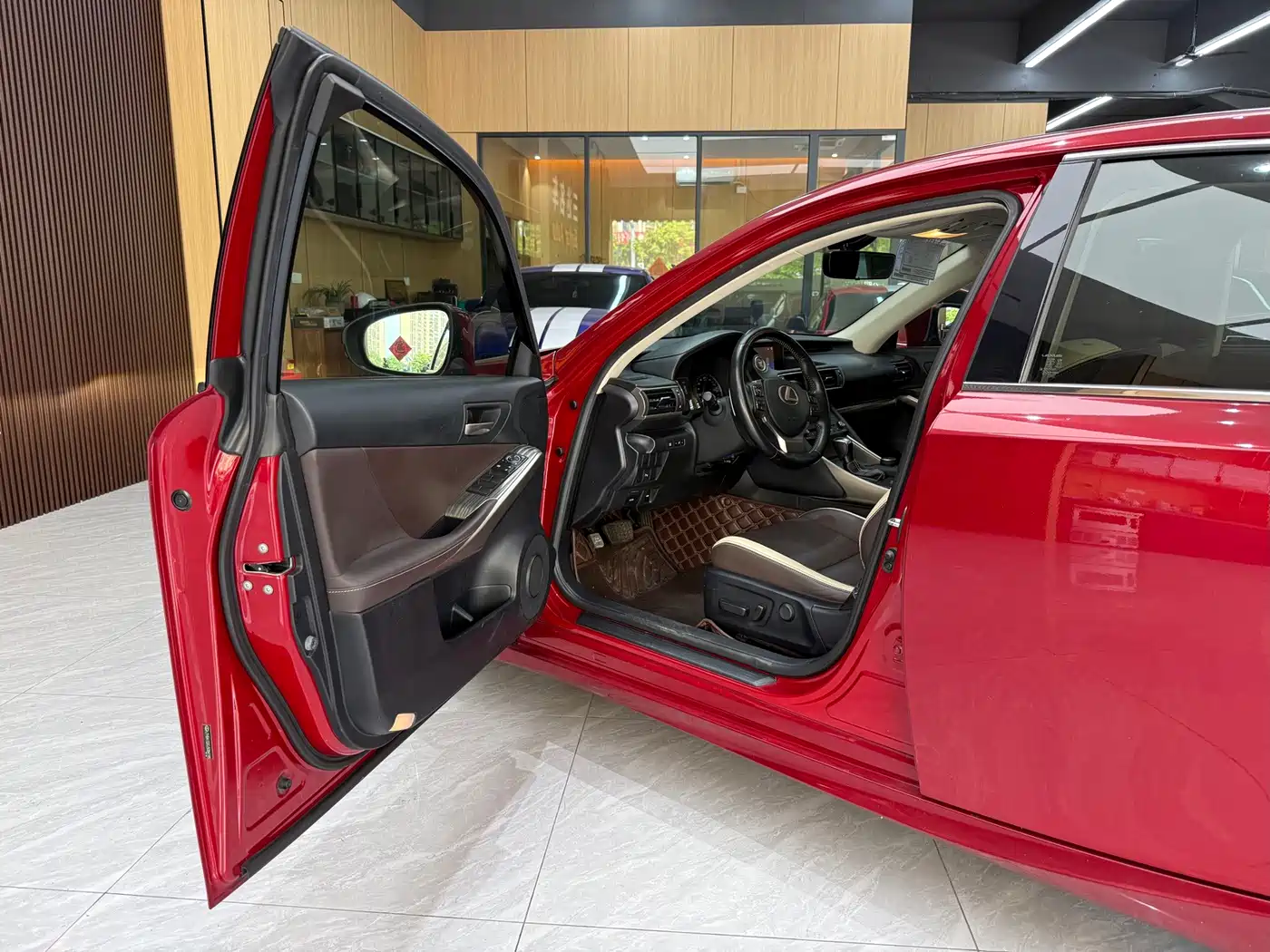 Lexus IS 2018 2017 300 Fashion Edition