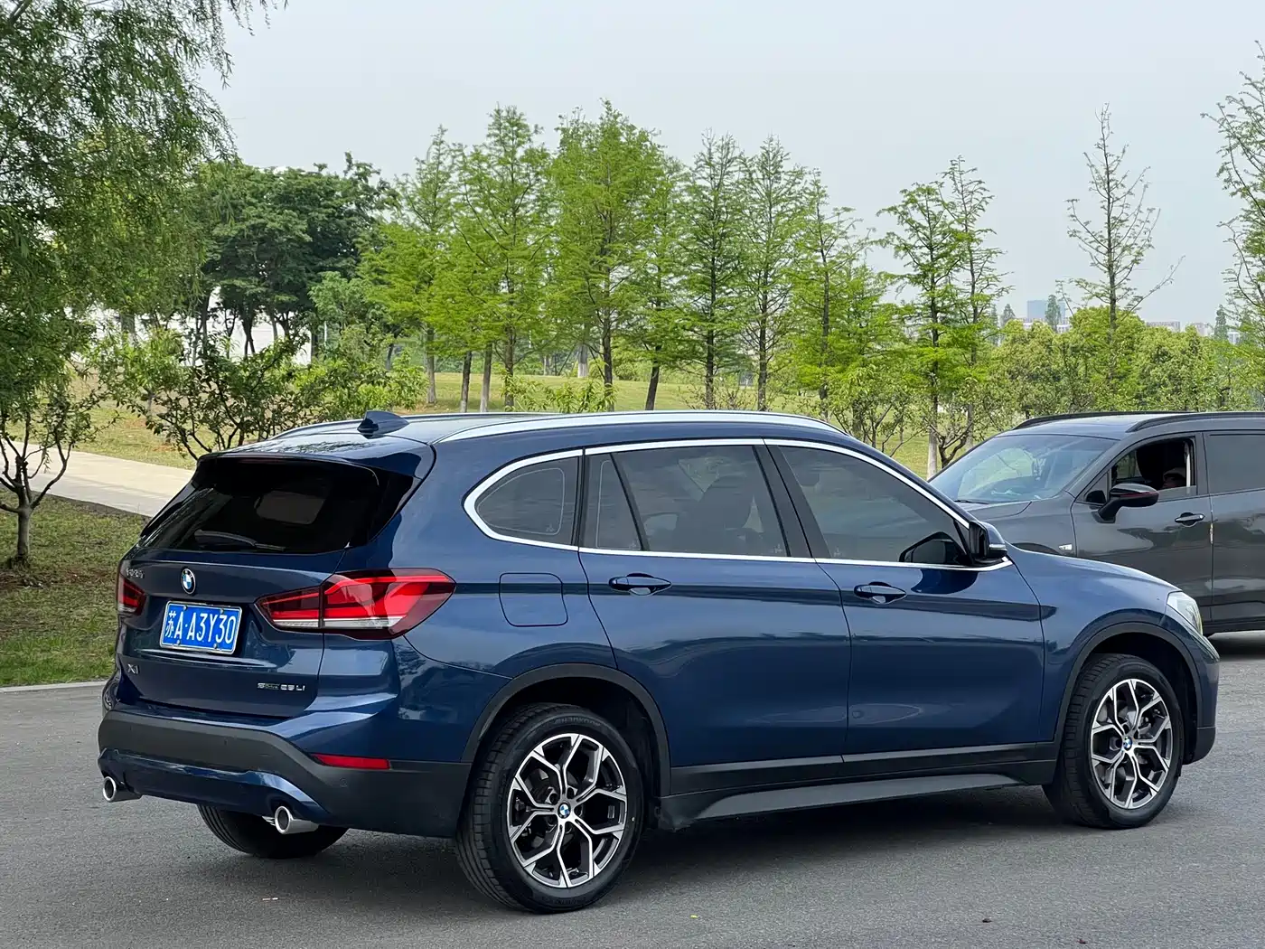 BMW X1 2022 sDrive25Li Leading фото 5