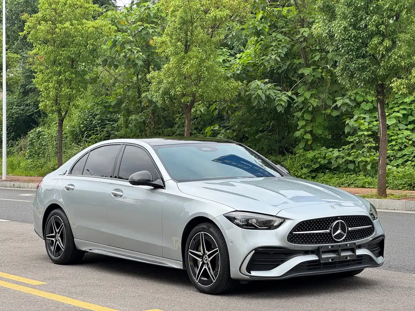 Mercedes-Benz C-Class 2023 Facelift C 260 L Night Sport Edition фото 3