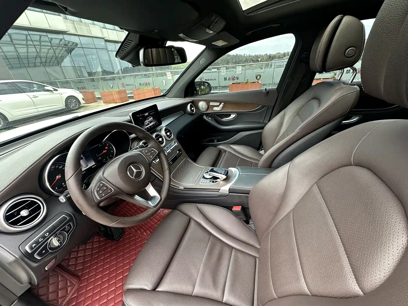 Mercedes-Benz GLC 2019 Facelift GLC 300 L 4MATIC Dynamic фото 5