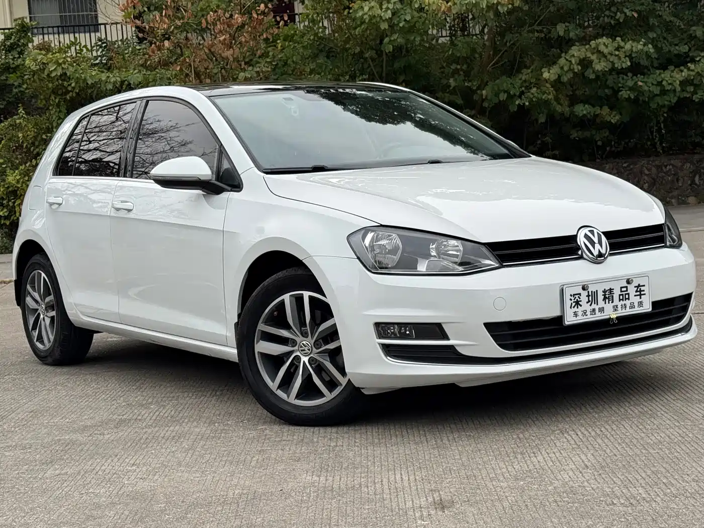 Volkswagen Golf 2016 230TSI Automatic Luxury фото 4