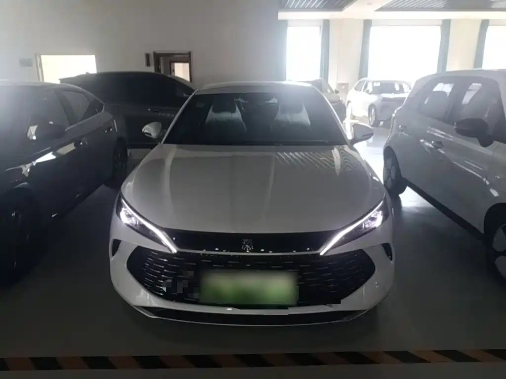 BYD Qin L 2026 2026 DM-i 128KM Progressive