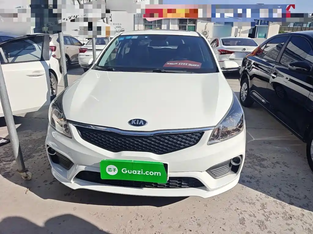 Photo 3 - Kia K2