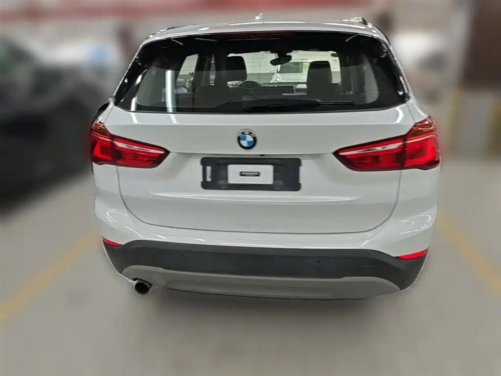BMW X1 2016 sDrive18Li Fashion Model фото 10