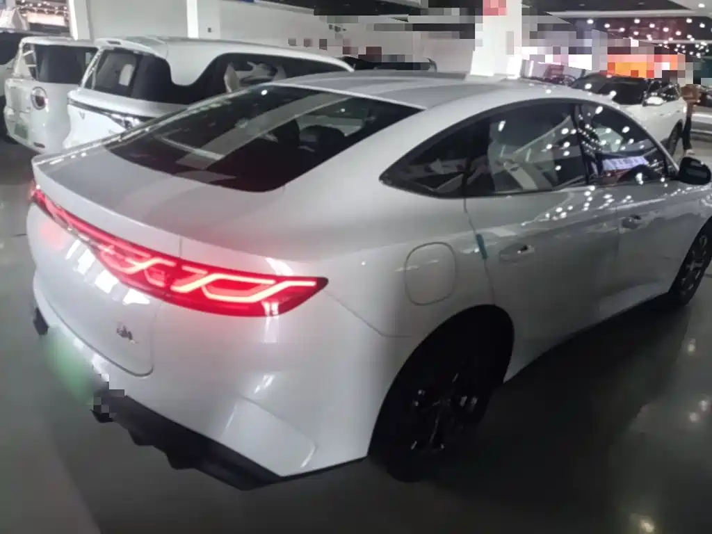 BYD Qin L 2026 2026 DM-i 128KM Progressive