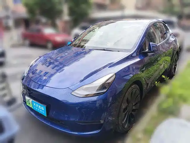 Tesla Model Y 2023