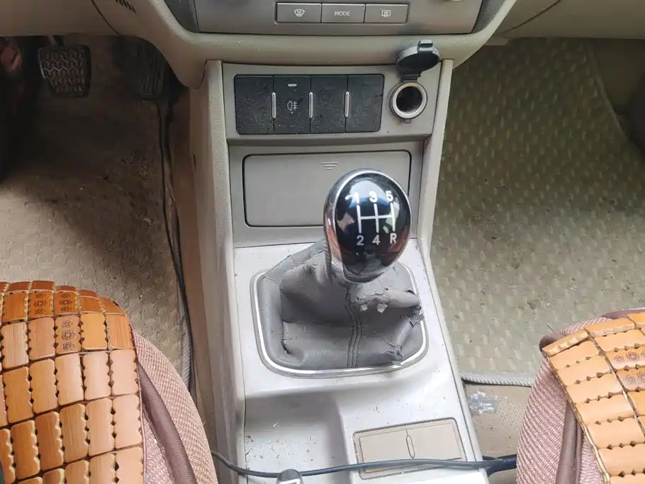 Geely Classic Emgrand 2011 2010 Sedan 1.8L Manual Standard