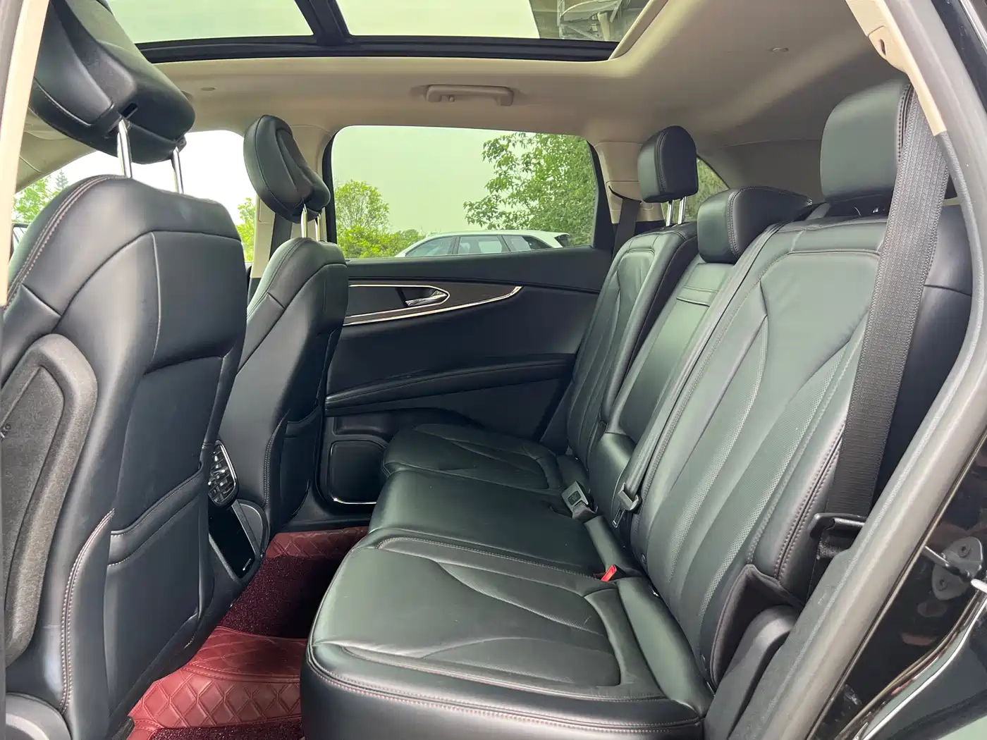 LINCOLN NAVIGATOR