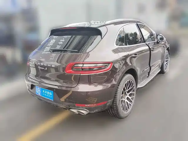 Porsche Macan 2017 Macan 2.0T — фото 2