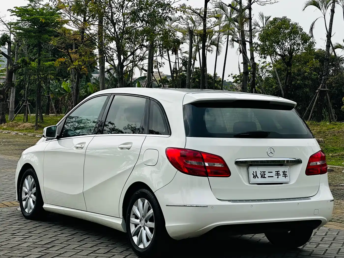 Mercedes-Benz B-Class 2012 B 180 фото 6